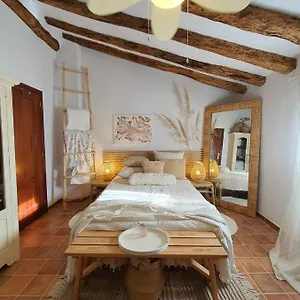 la-ultima-casa-masboquera-1-bedroom.catalonia-hotels.com/